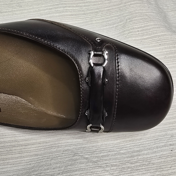 Salvatore Ferragamo Brown Leather Heels - Picture 3 of 5